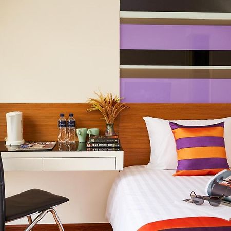 Studio Asoke Bangkok Kültér fotó