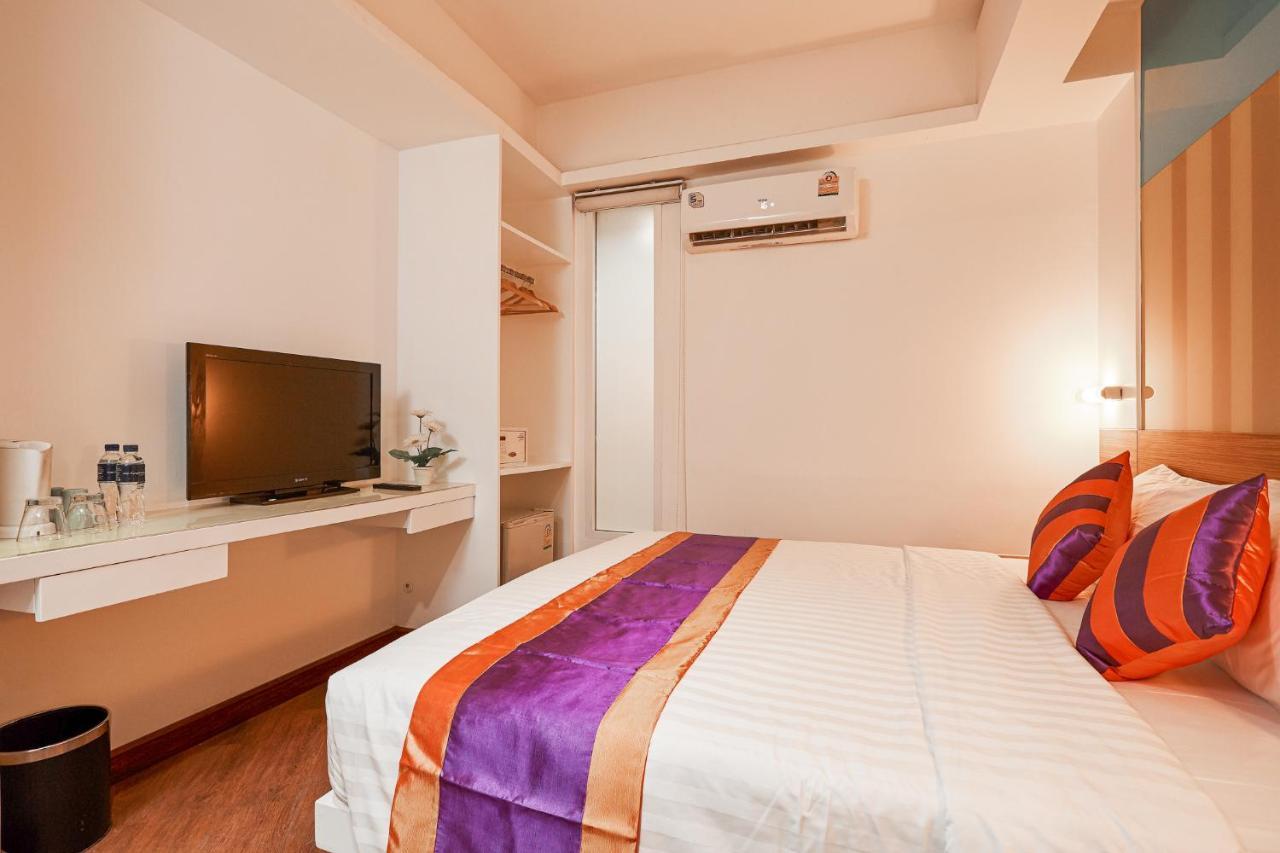 Studio Asoke Bangkok Kültér fotó