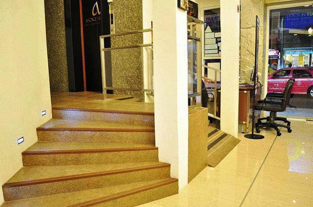 Studio Asoke Bangkok Kültér fotó