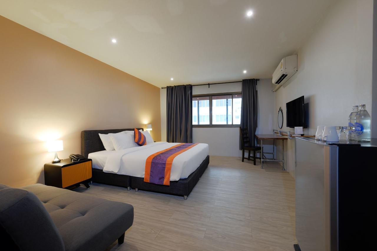 Studio Asoke Bangkok Kültér fotó